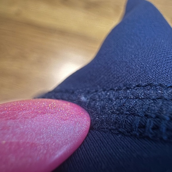 LNDR Navy Blue Biker Shorts Size XS - Picture 7 of 9